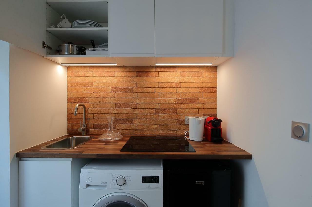 Apartament Studio De Charme Proche Tour Eiffel Et Rue Cler Paryż Zewnętrze zdjęcie